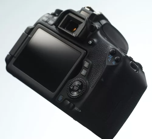 Canon EOS 760D váz 1+2 év garanciával**