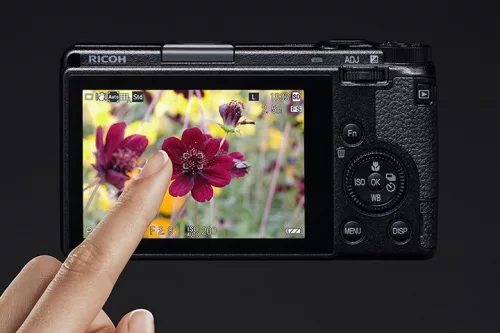 Ricoh GR III