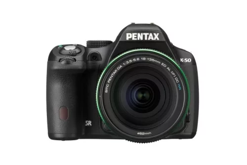 Pentax K-50 váz (fekete) + SMC DA 18-135mm /3.5-5.6 WR objektív kit