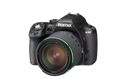 Pentax K-50 váz (fekete) + SMC DA 18-135mm /3.5-5.6 WR objektív kit