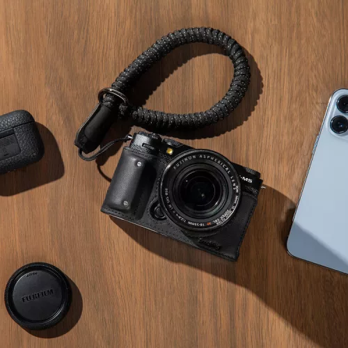 SmallRig 4879 Camera Leather Half Case Kit for FUJIFILM X-M5 Black