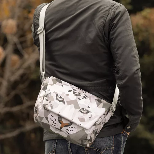 SmallRig 6045 Creative Design Sling Bag (Wild China Film Series With Snow Leopard Pattern）