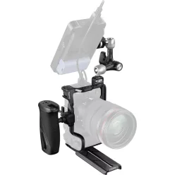   SmallRig 6382 HawkLock Quick Release Vertical Shooting Cage Kit for Canon EOS R6 V