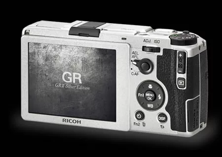 Ricoh GR II Silver Edition