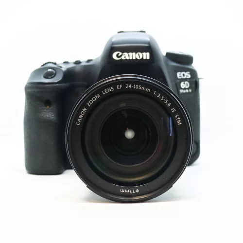 Canon EOS 6D mark II + EF 24-105/3.5-5.6 IS STM + BG-E21 markolat (HASZNÁLT - SECOND HAND)