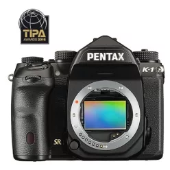 Pentax K-1 váz - fekete színű