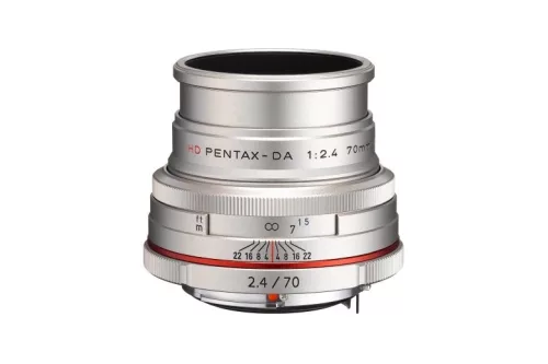 Pentax HD DA 70mm /2.4 AL Limited objektív - ezüst színű