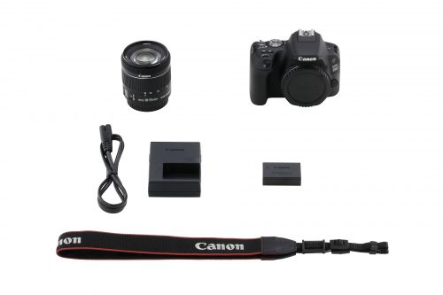 Canon EOS 200D 1+2 év garanciával** + EF-S 18-55/4-5.6 IS STM - fekete színű