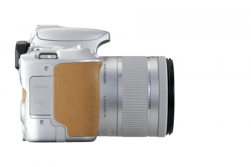 Canon EOS 200D váz 1+2 év garanciával** + EF-S 18-55/4-5.6 IS STM - ezüst színű