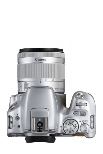 Canon EOS 200D váz 1+2 év garanciával** + EF-S 18-55/4-5.6 IS STM - ezüst színű