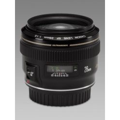Canon EF 28mm / 1.8 USM