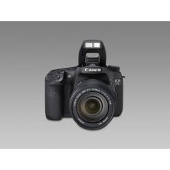 Canon EOS 7D + EF-S 15-85mm / 3.5-5.6 IS USM