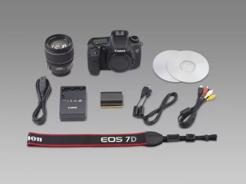 Canon EOS 7D + EF-S 15-85mm / 3.5-5.6 IS USM
