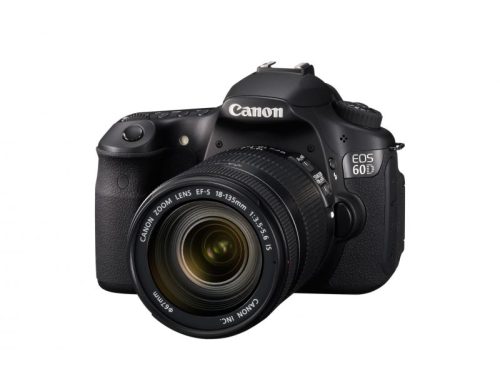 Canon EOS 60D + EF-S 18-135mm / 3.5-5.6 IS