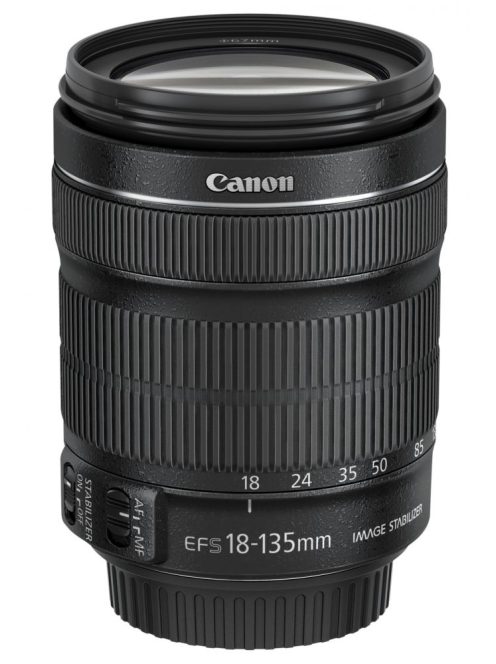 Canon EF-S 18-135mm / 3.5-5.6 IS STM