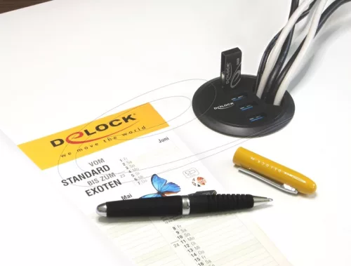 Delock 62868 4 porttal rendelkező asztali USB 3.0 elosztó
