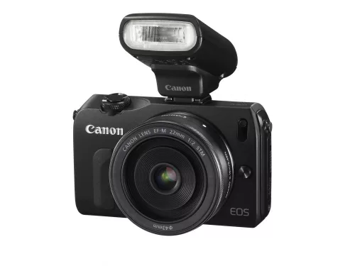 Canon EOS M váz + EF-M 18-55mm / 3.5-5.6 IS STM + EF-M 22mm / 2.0 STM objektívek + 90EX vaku (fekete)