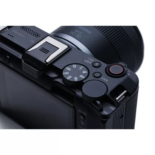 Canon EOS R50 V + RF-S 14-30/4-6.3 IS STM "Content Creator Kit" + 1db Canon LP-E17 akkumulátor (extra) 