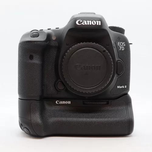Canon EOS 7D mark II váz + BG-E16 markolat - HASZNÁLT