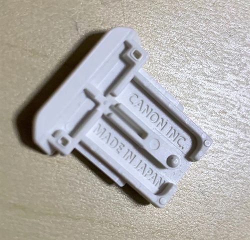 Canon vakusin védő kupak (Cover Accessory Shoe) (white) (for EOS M5, EOS M50, EOS M50 mark II) (CD6-4523-000)