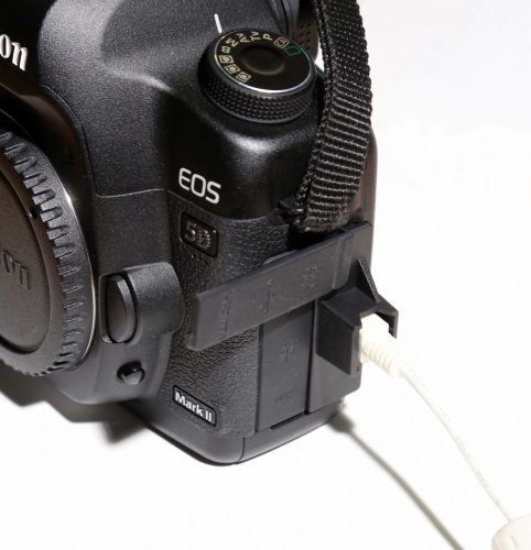 Canon EOS 5D mark II USB törésgátló