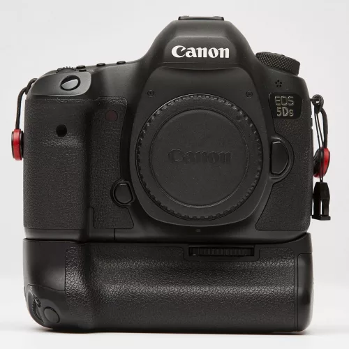 Canon EOS 5Ds váz + Canon BG-E11 markolat (HASZNÁLT - SECOND HAND)