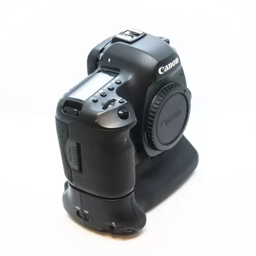 Canon EOS 5Ds váz + Canon BG-E11 markolat (HASZNÁLT - SECOND HAND)