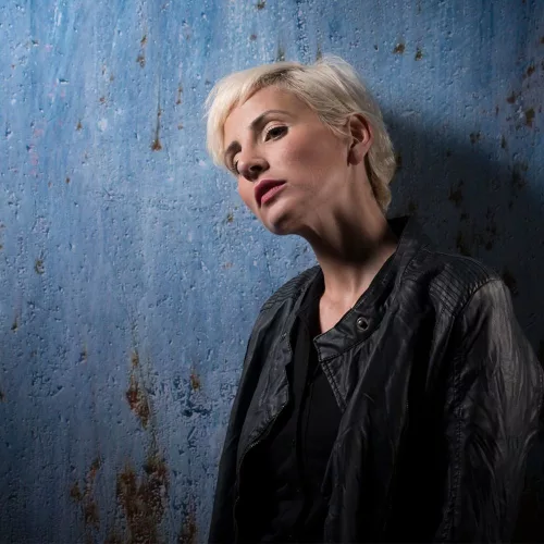 Lastolite Urban Collapsible 1.5 x 2.1m Rusty Metal/Plaster Wall (LB5713)