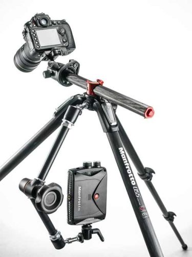 Manfrotto 055 aluminium 3-section photo tripod, with horizontal column (MT055XPRO3)