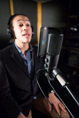 RODE NT-USB USB csatlakozós stúdió mikrofon (NT-USB)