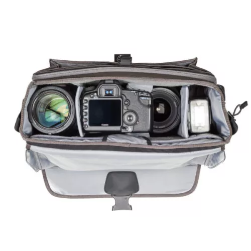 Think Tank Exposure 15, (Black)