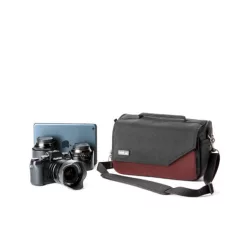 Think Tank Mirrorless Mover 25i - (Deep Red)