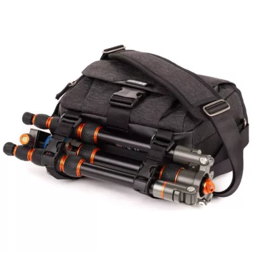 Think Tank Vision 10 (Graphite)