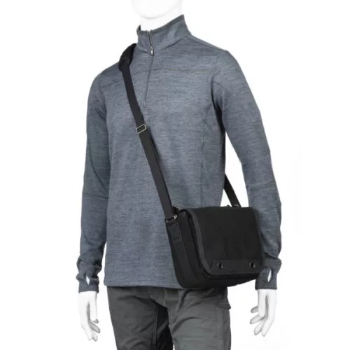 Think Tank Retrospective 4 V2 (Black)
